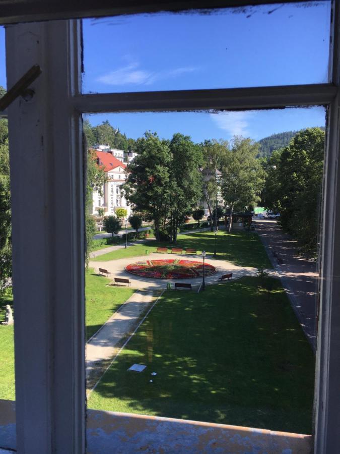 Stary Dom Zdrojowy Hotel Krynica-Zdrój Kültér fotó