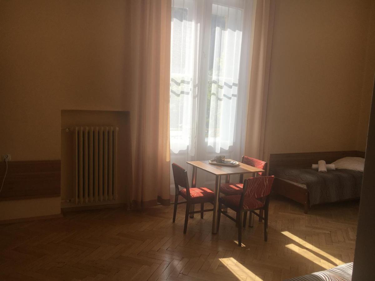 Stary Dom Zdrojowy Hotel Krynica-Zdrój Kültér fotó