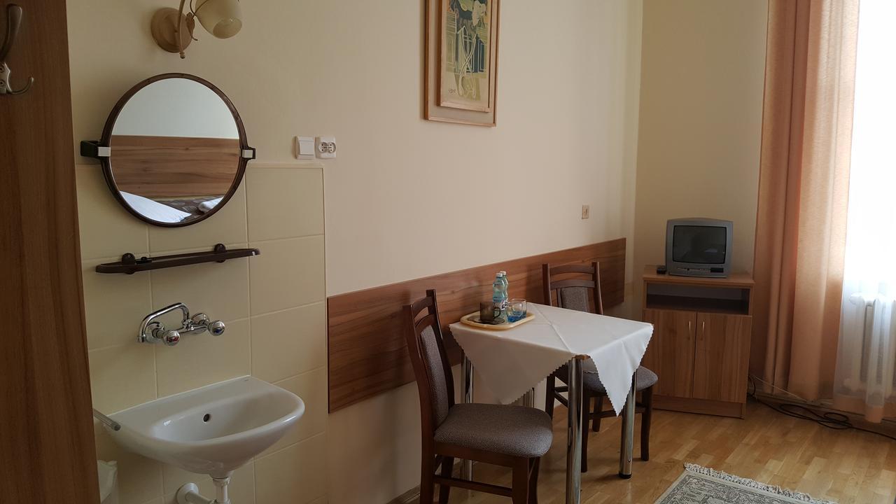 Stary Dom Zdrojowy Hotel Krynica-Zdrój Kültér fotó