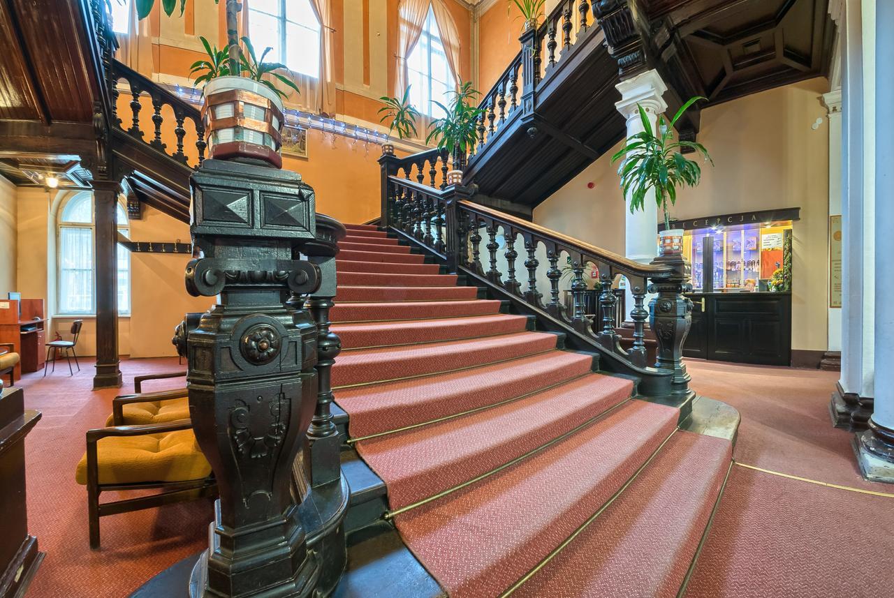 Stary Dom Zdrojowy Hotel Krynica-Zdrój Kültér fotó