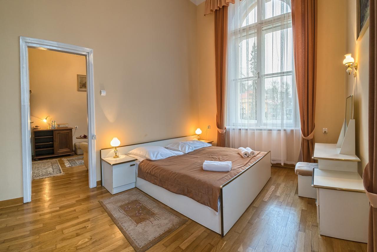 Stary Dom Zdrojowy Hotel Krynica-Zdrój Kültér fotó