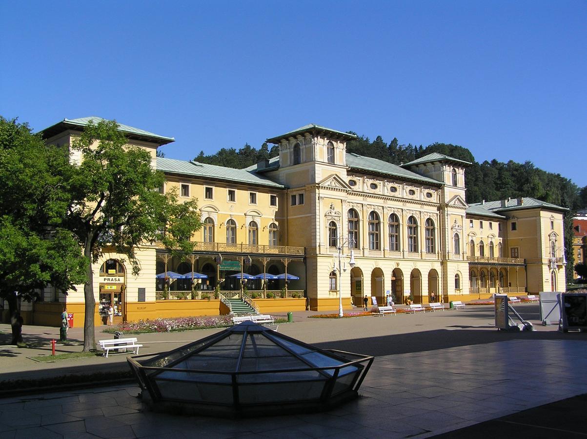 Stary Dom Zdrojowy Hotel Krynica-Zdrój Kültér fotó