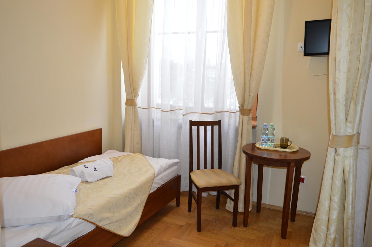 Stary Dom Zdrojowy Hotel Krynica-Zdrój Kültér fotó